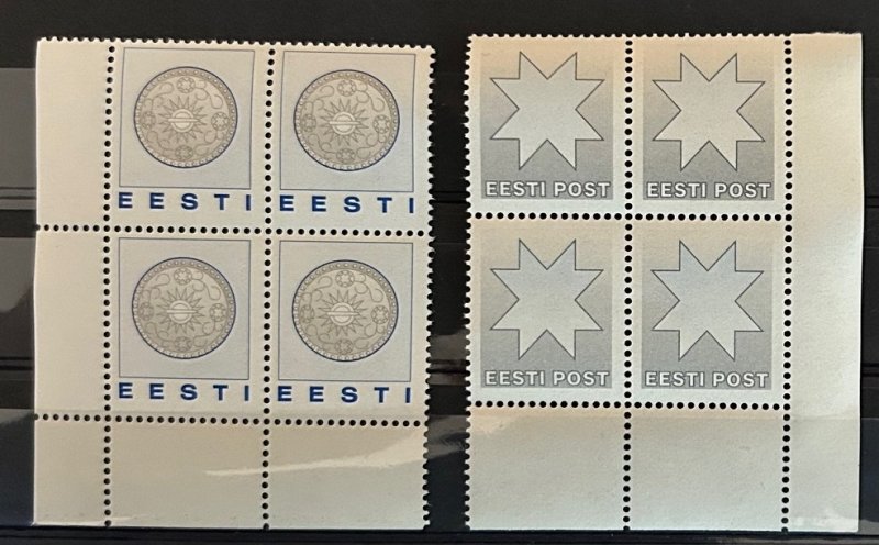 Estonia Estland Estonie 1994 National ornament symbols Official postal labels Set of 2 corner quarter block's MNH - Image 1