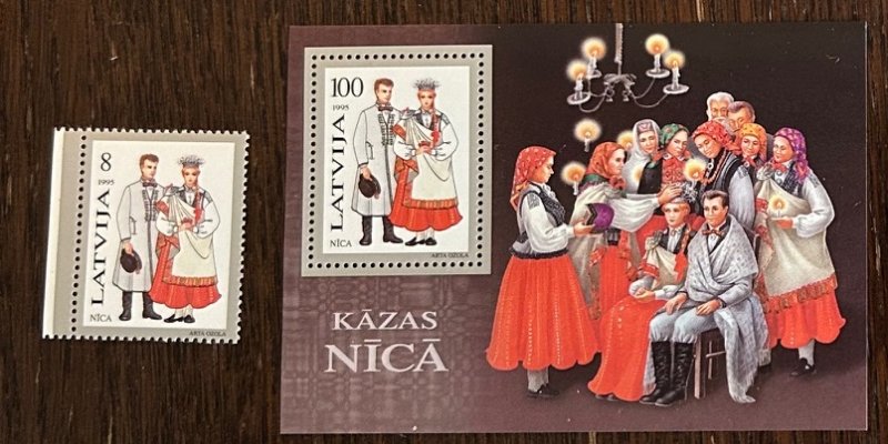 Latvia 1995 National dresses Nica stamp and block MNH - Image 1