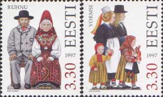Estonia 1997 National Costumes (Couple - Ruhnu Island, Family - Vormsi Island) Set of 2 stamps MNH