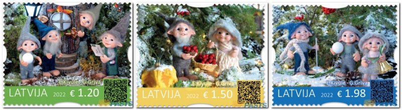 Latvia 2022 Christmas Set of 3 stamps - Image 1